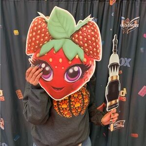 Meet your Posher, Frugal and Fantastic ❤️🙌🏽🥳🤑🛍️🏪